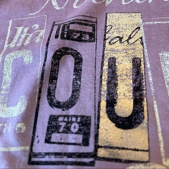 Maurices graphic tee-shirt size XS nothing like a country gal cold shoulder NWOT - Picture 7 of 11